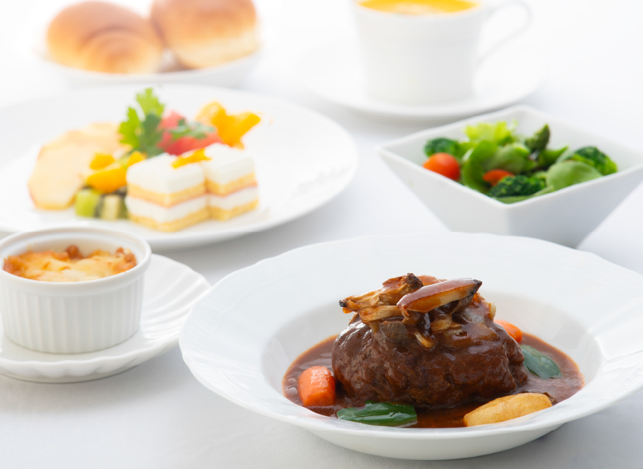 煮込みハンバーグ