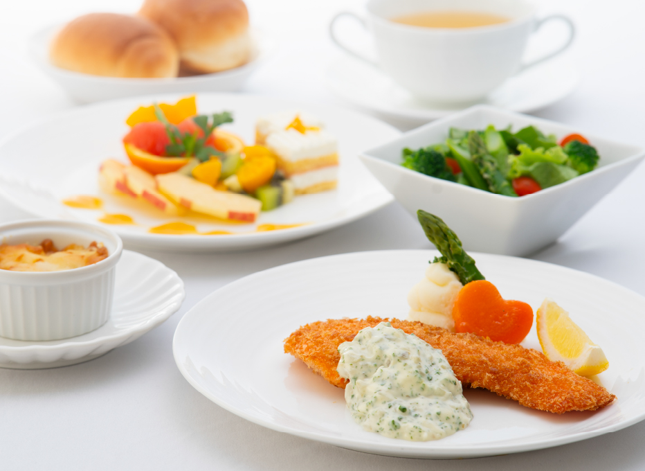 サーモンのパネ レムラードソース